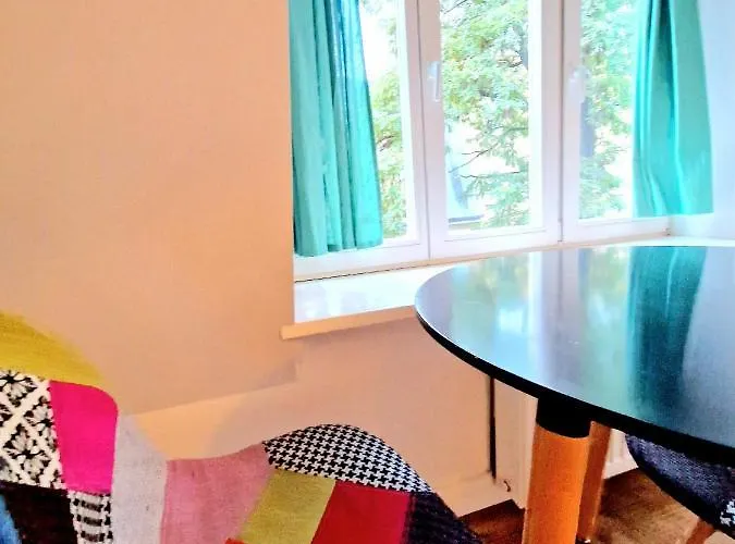 C M Park Apartment *